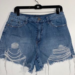 *Sold* Sincerely Jules Cutoff Denim Jean Shorts Size 11/30
